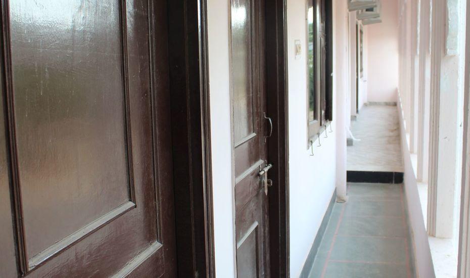 Choudhary Guest House อุเดเปอร์ ภายนอก รูปภาพ